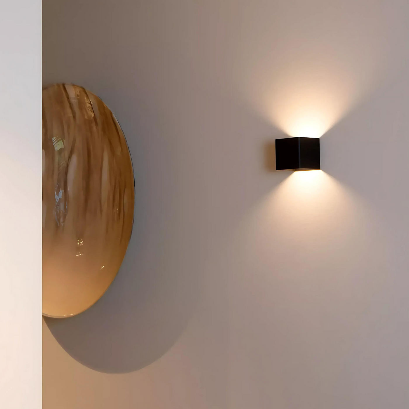 Das Strahlende Quadrat – Modernes Design trifft zeitlose Eleganz