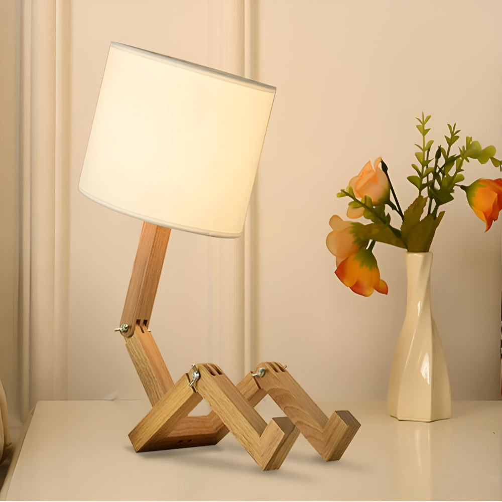 LUMIROBOT – Verstellbare Holzlampe im Roboterdesign für Lese- & Arbeitslicht